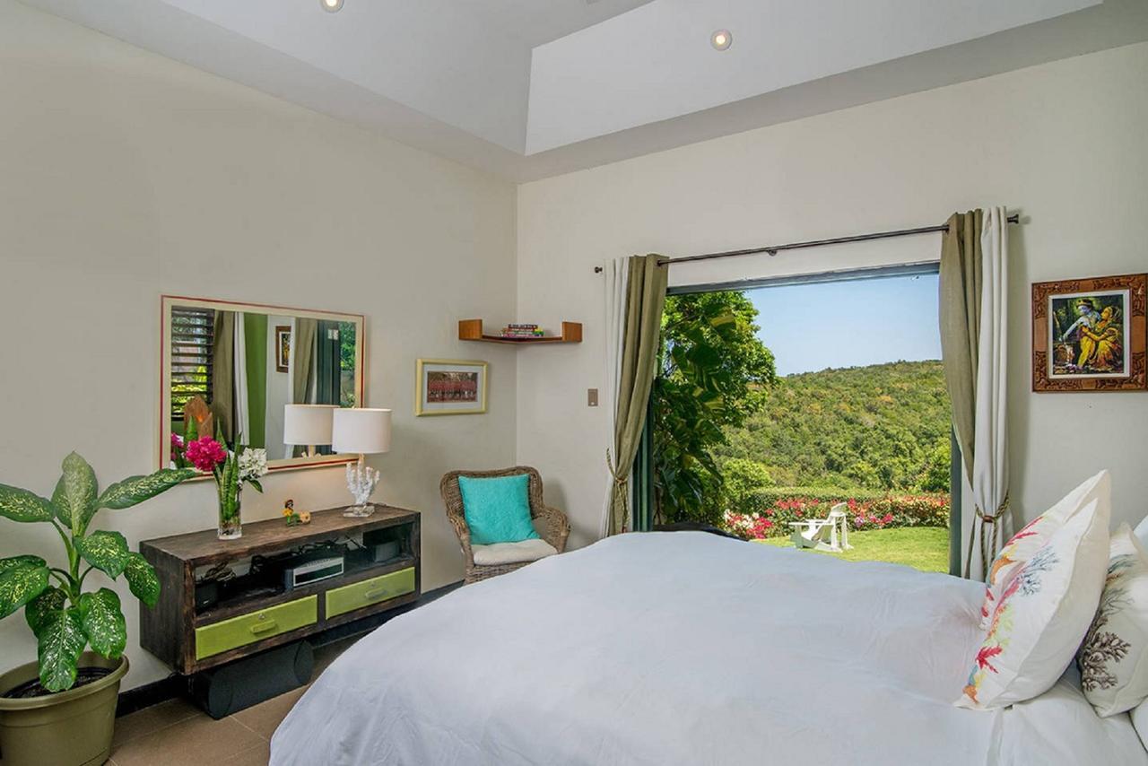 Luxury Villa Sleeps 6, Beach Access, Montego Bay Exterior photo